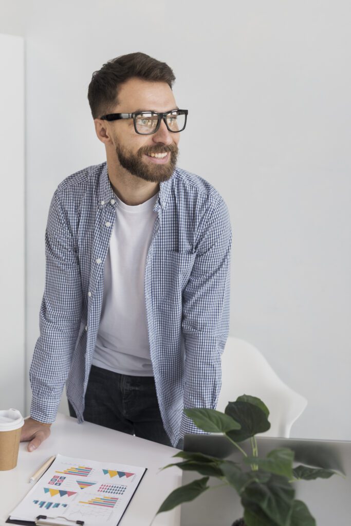 what to look for in a marketing assistant candidate during interviews